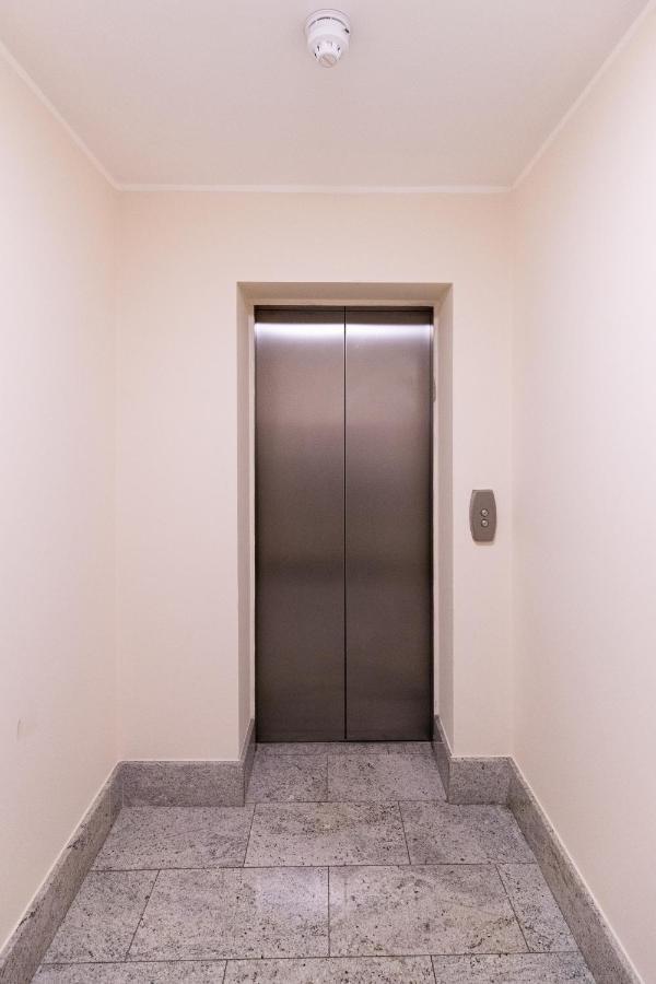 Velvet 2-Bedroom Apartment, Clockhouse, Hoddesdon Exterior photo